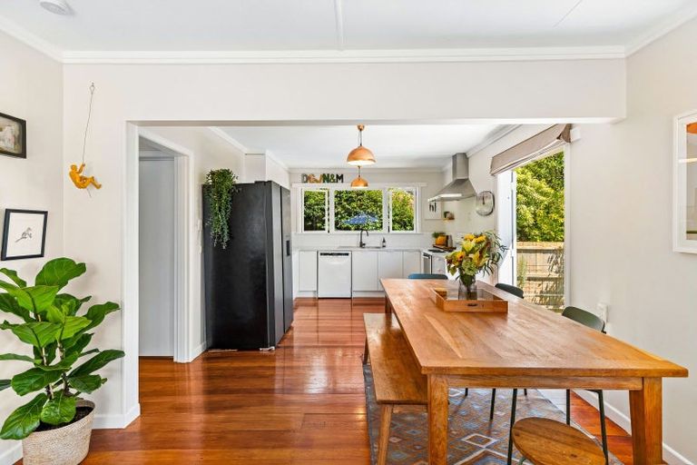 Photo of property in 1/62 Delta Avenue, New Lynn, Auckland, 0600