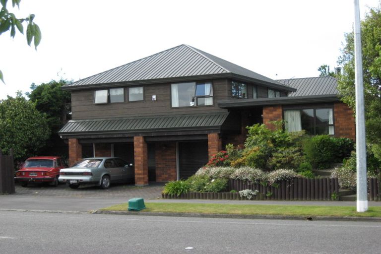 Photo of property in 206 Maidstone Road, Avonhead, Christchurch, 8042
