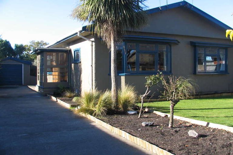 Photo of property in 12 Carnarvon Street, Linwood, Christchurch, 8062