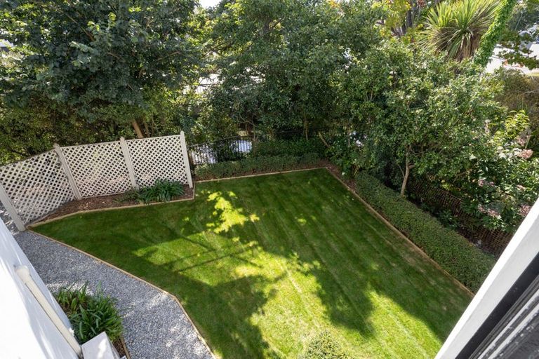 Photo of property in 2/37 Poynder Avenue, Merivale, Christchurch, 8014