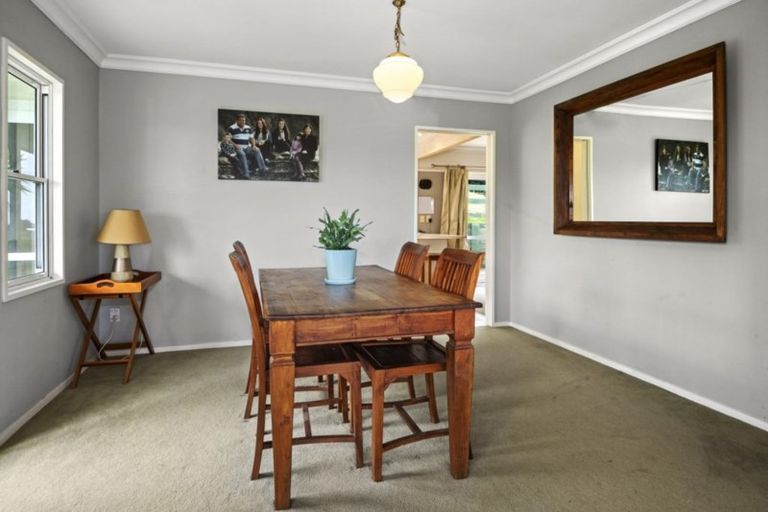 Photo of property in 187 Kimptons Road, Brookby, Manurewa, 2576