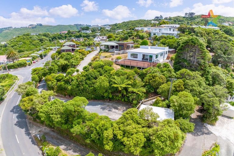 Photo of property in 54 Akatea Road, Korokoro, Lower Hutt, 5012