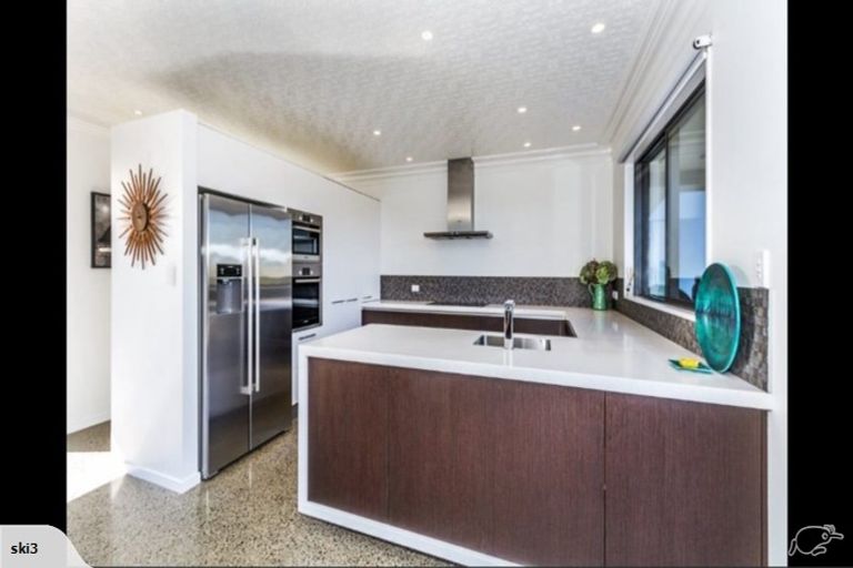 Photo of property in 65 Metehau Street, Marshland, Christchurch, 8083