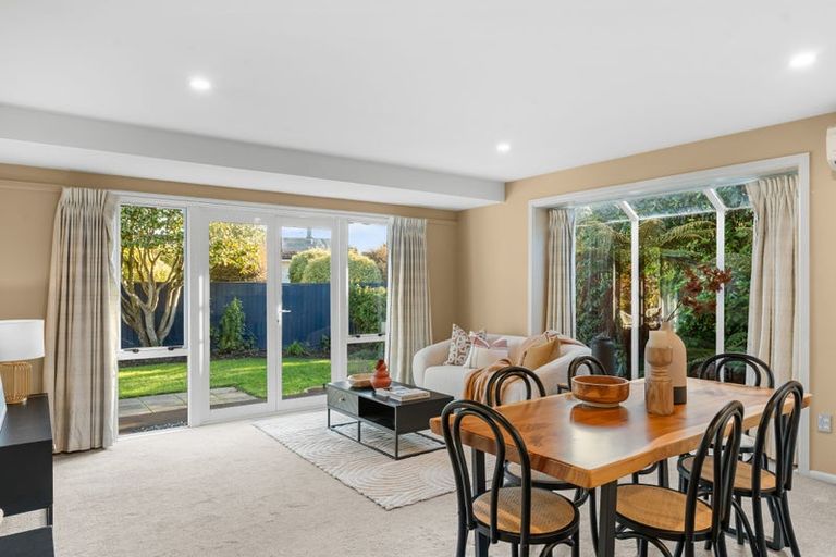 Photo of property in 20 Highfield Place, Avonhead, Christchurch, 8042