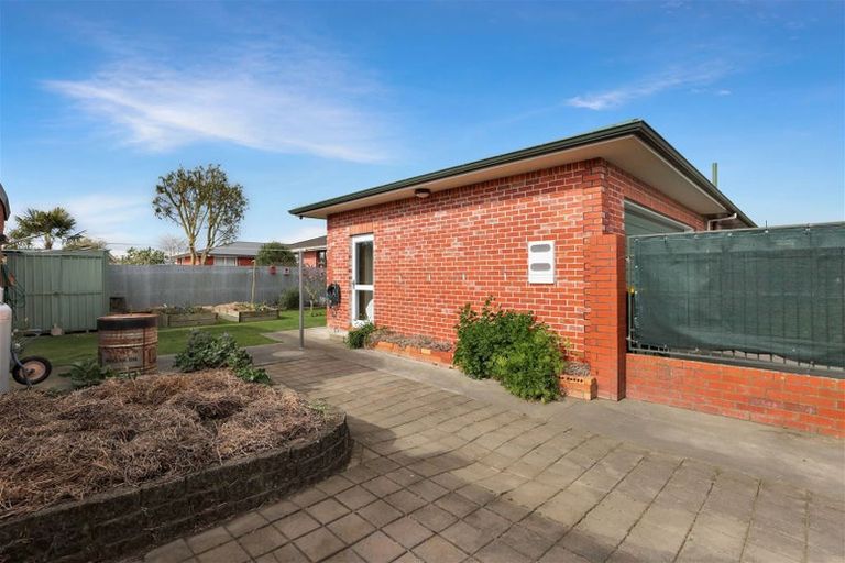 Photo of property in 1 Smitheram Street, Allenton, Ashburton, 7700