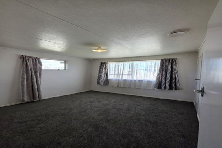 Photo of property in 8 Paramount Parade, Tikipunga, Whangarei, 0112