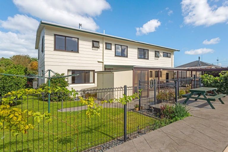 Photo of property in 11 Oak Street, Mangapapa, Gisborne, 4010