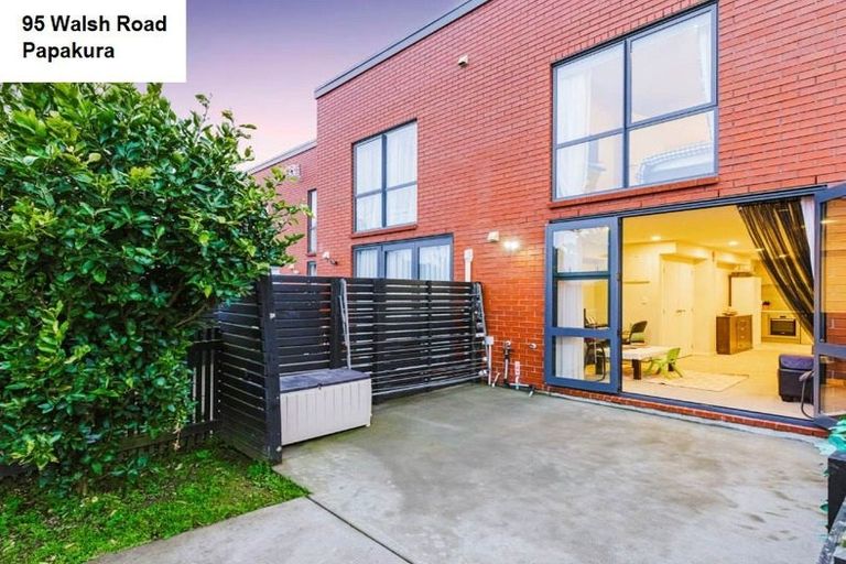 Photo of property in 95 Walsh Road, Papakura, 2110