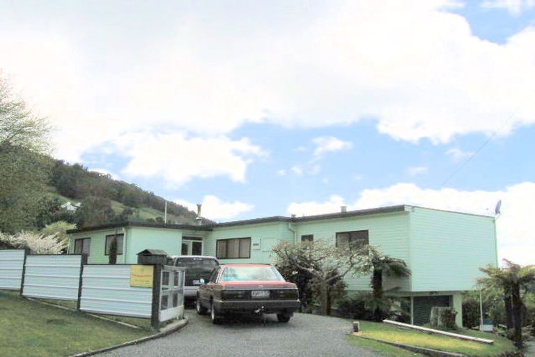 Photo of property in 41 Mountain Road, Western Heights, Rotorua, 3015