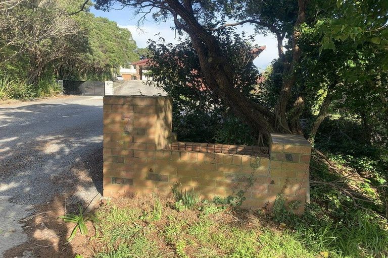 Photo of property in 7 Mayfair Place, Tawa, Wellington, 5028