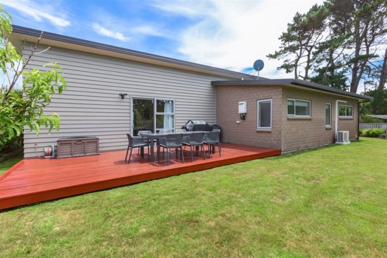 Photo of property in 23 Tasman Close, Aotea, Porirua, 5024