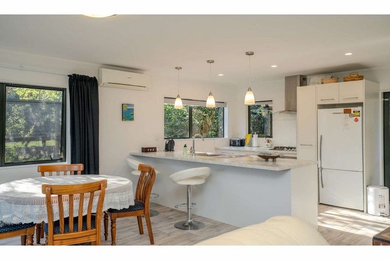Photo of property in 2/62 Hone Heke Road, Kerikeri, 0230