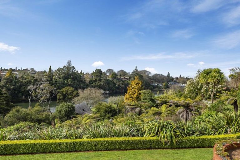 Photo of property in 124 Beerescourt Road, Beerescourt, Hamilton, 3200