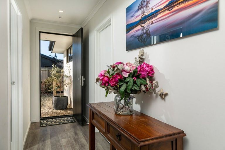 Photo of property in 73 Frye Crescent, Albert Town, Wanaka, 9305