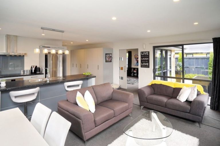 Photo of property in 40 Somerville Crescent, Aidanfield, Christchurch, 8025