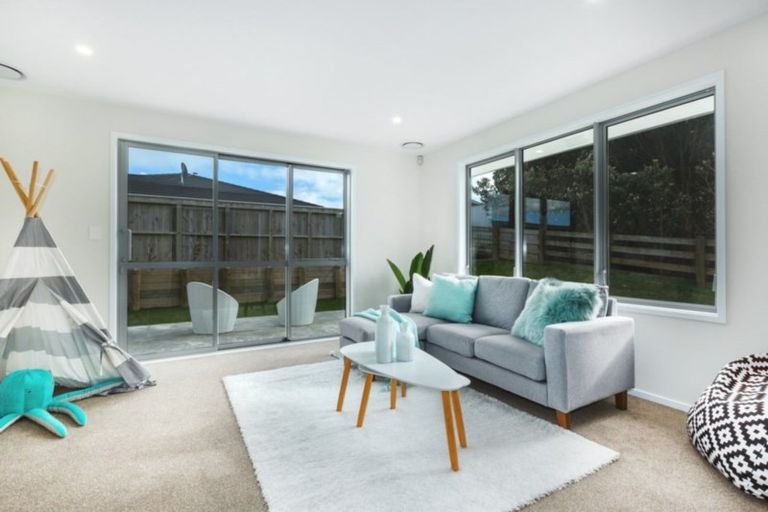 Photo of property in 31a Gray Street, Pukerua Bay, 5026