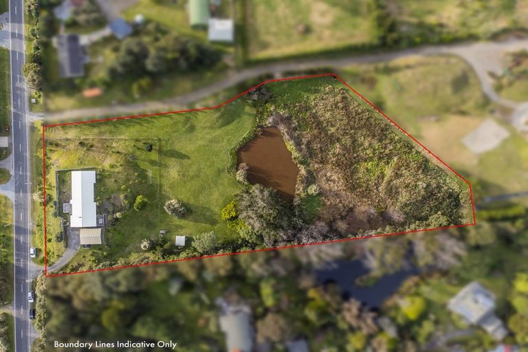 Photo of property in 63 Paetawa Road, Peka Peka, Waikanae, 5391