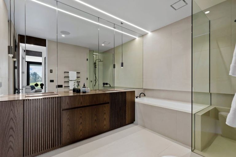 Photo of property in William Rees Place, Kawarau Falls, Queenstown, 9300