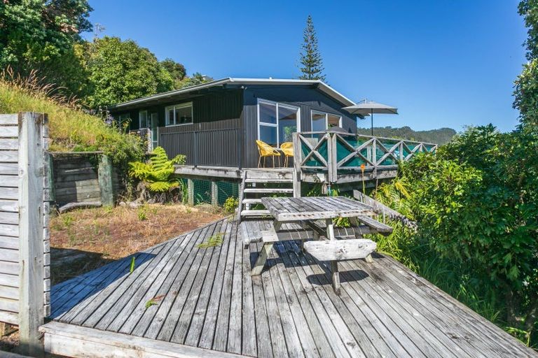 Photo of property in 9 Christine Terrace, Hahei, Whitianga, 3591