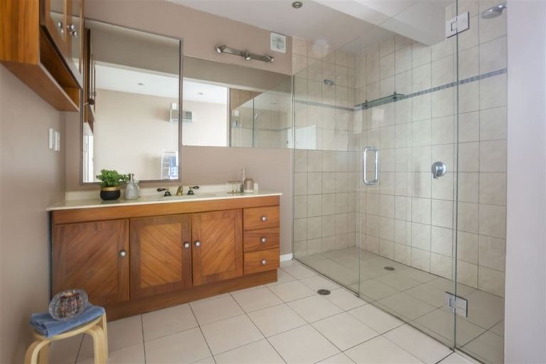 Photo of property in 40 Ernest Street, Ranui, Porirua, 5024