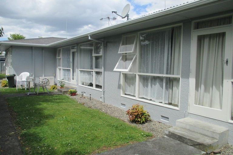 Photo of property in 20 Victoria Avenue, Palmerston North, 4410