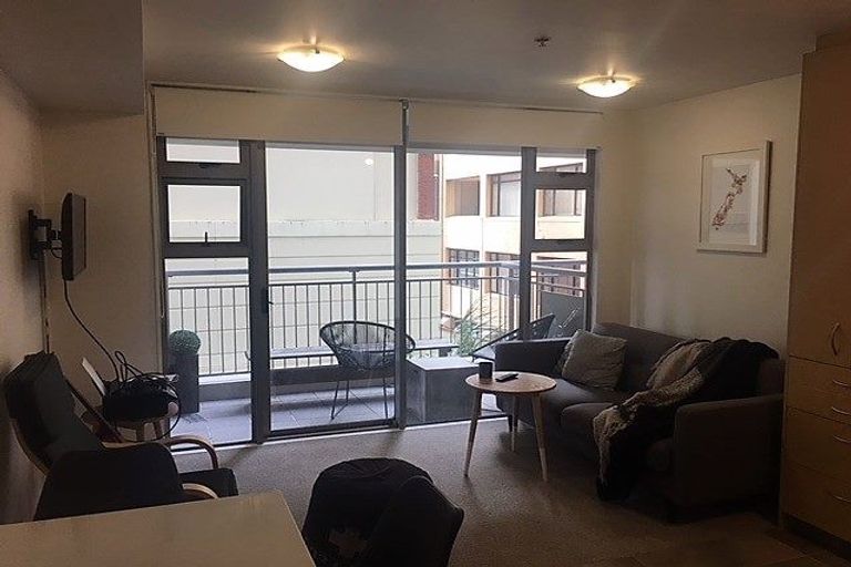 Photo of property in The Statesman Apartments, 104/1 Parliament Street, Auckland Central, Auckland, 1010