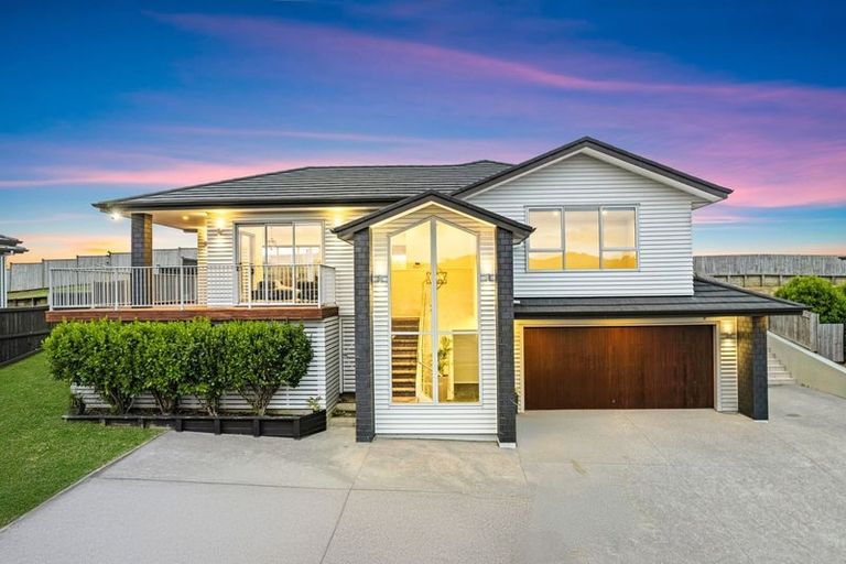 Photo of property in 56 Hillpark Drive, Pokeno, 2402