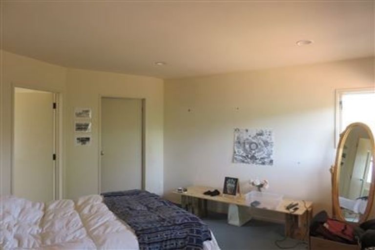 Photo of property in 482 Beach Road, Murrays Bay, Auckland, 0630