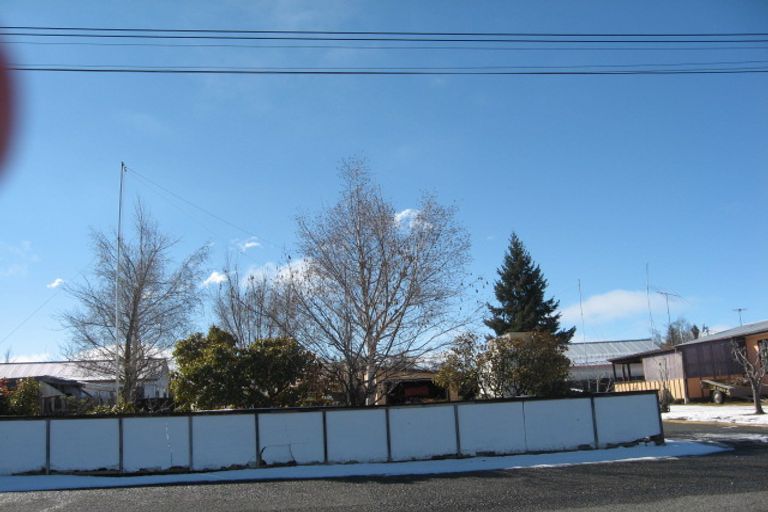 Photo of property in 30 Rata Road, Twizel, 7901