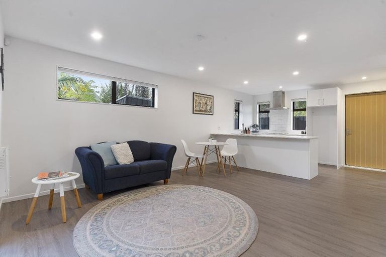 Photo of property in 4e Wattle Road, Sunnyvale, Auckland, 0612