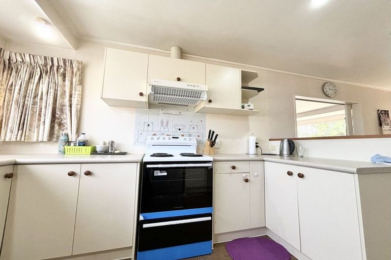 Photo of property in 5/16 Duncan Avenue, Te Atatu South, Auckland, 0610