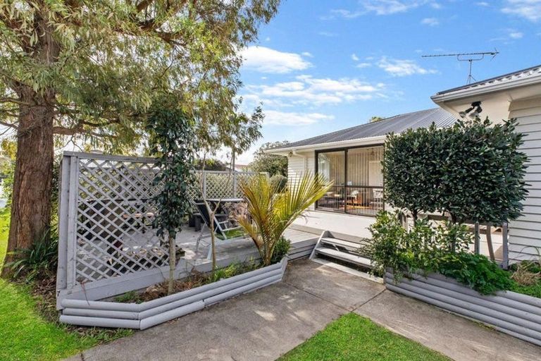 Photo of property in 68 Greenmeadows Avenue, Manurewa East, Auckland, 2102