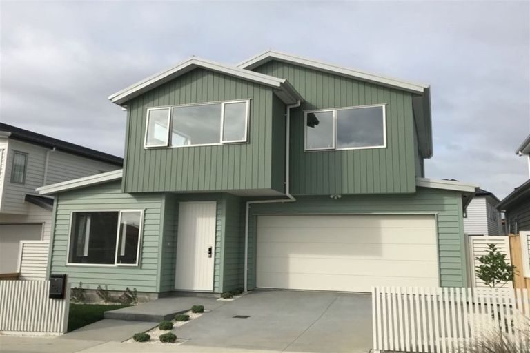 Photo of property in 12 Roa Avenue, Hobsonville, Auckland, 0616