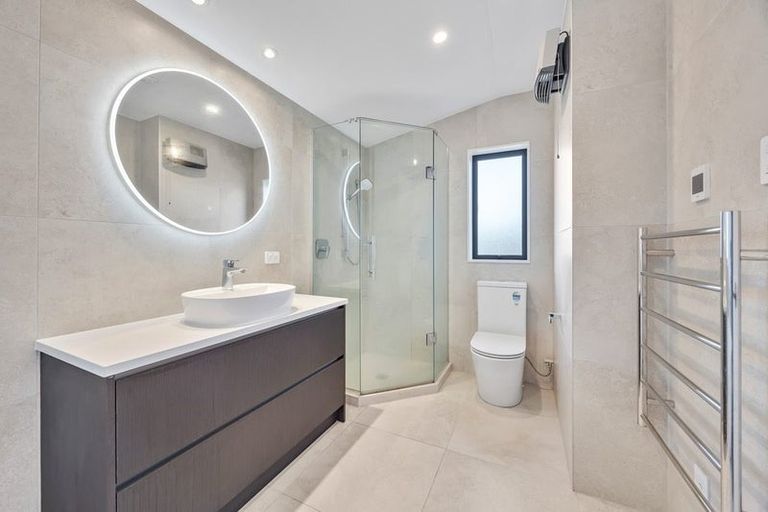 Photo of property in 83b Bayside Drive, Browns Bay, Auckland, 0630