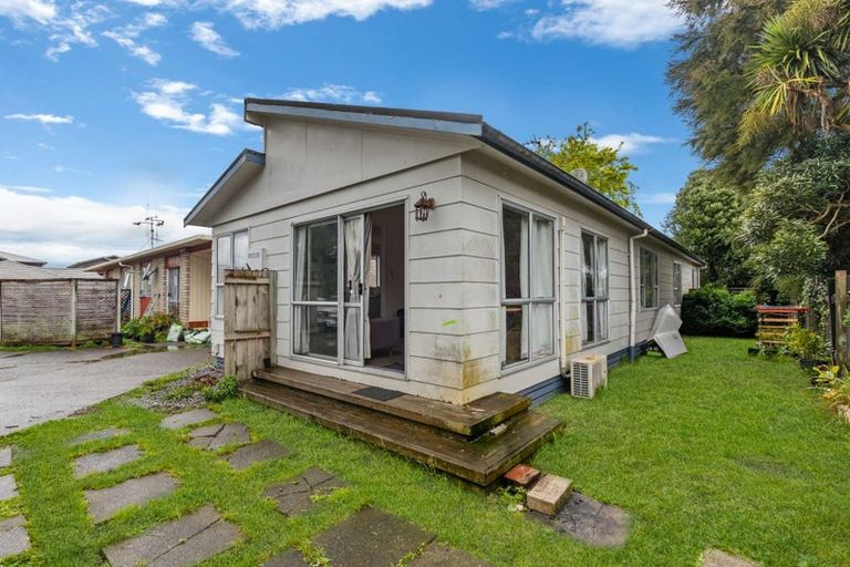 Photo of property in 49c Mahoe Street, Melville, Hamilton, 3206