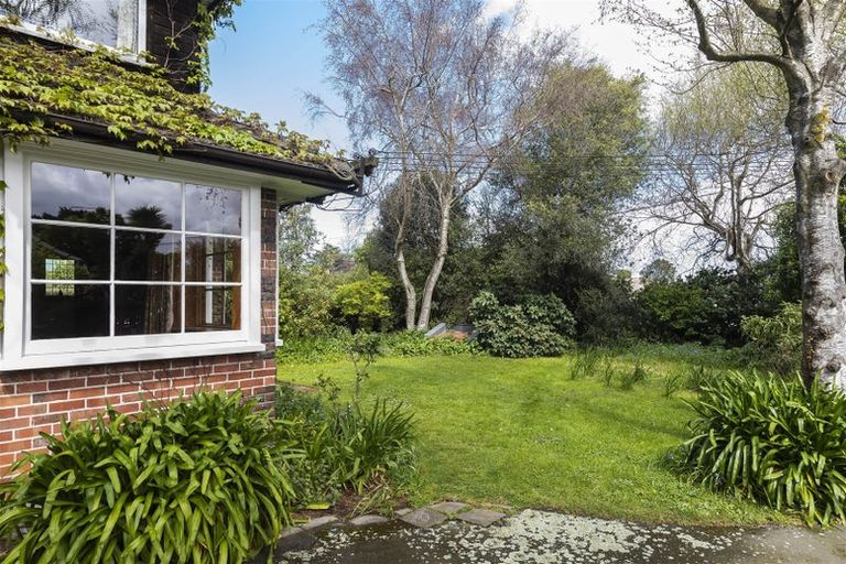 Photo of property in 407 Halswell Road, Halswell, Christchurch, 8025