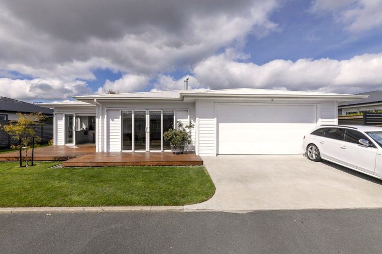 Photo of property in 18 Maison Way, Rangatira Park, Taupo, 3330