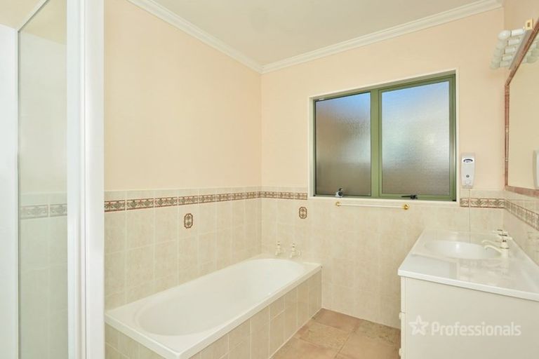 Photo of property in 225 Belvedere Road, Carterton, 5713