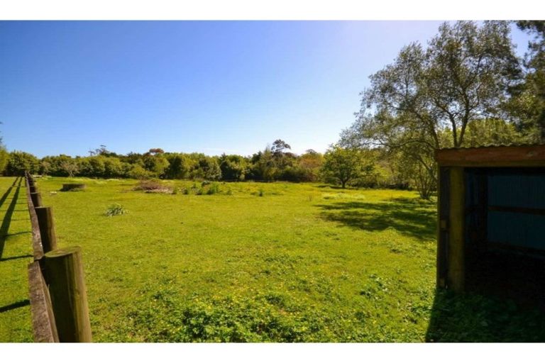 Photo of property in 66 Wiroa Road, Kerikeri, 0293