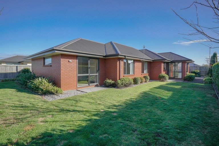 Photo of property in 9 Bamber Crescent, Halswell, Christchurch, 8025