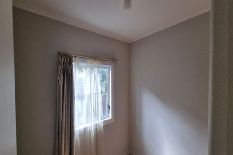 Photo of property in 139 Bucklands Beach Road, Bucklands Beach, Auckland, 2012