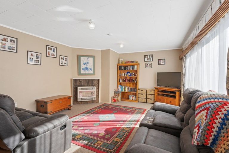 Photo of property in 14 Tavistock Street, Westown, New Plymouth, 4310