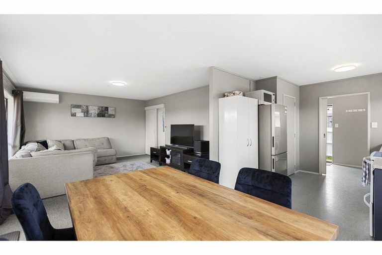 Photo of property in 23 Lloyd Drive, Nawton, Hamilton, 3200