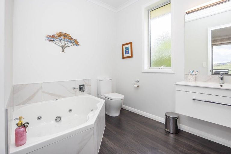 Photo of property in 998 Limeworks Loop Road, Karamu, Hamilton, 3285