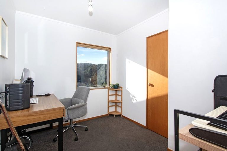 Photo of property in 24 Ngahere Drive, Horahora, Whangarei, 0110