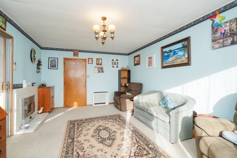 Photo of property in 21 Mcquarrie Street, Kingswell, Invercargill, 9812