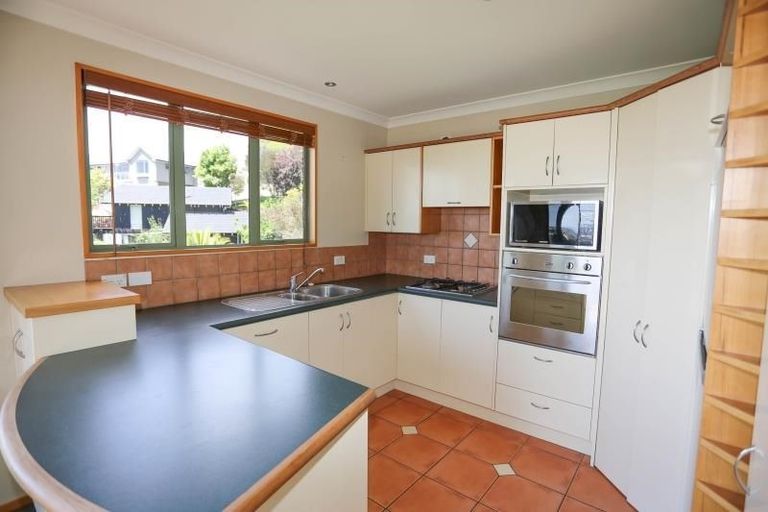 Photo of property in 36a Whareora Terrace, Cashmere, Christchurch, 8022