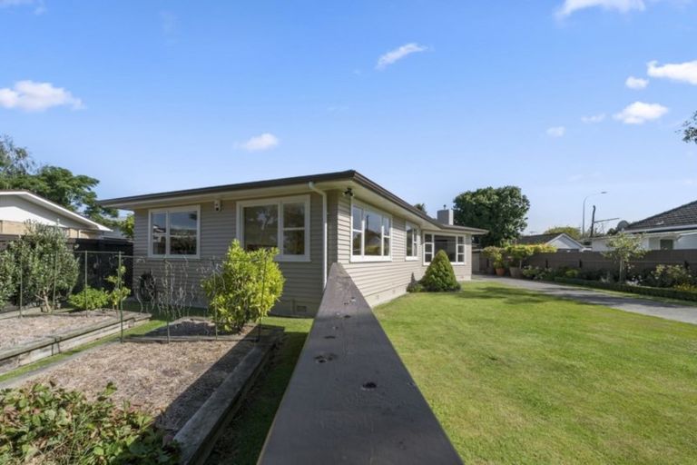 Photo of property in 121 Slacks Road, Awapuni, Palmerston North, 4412