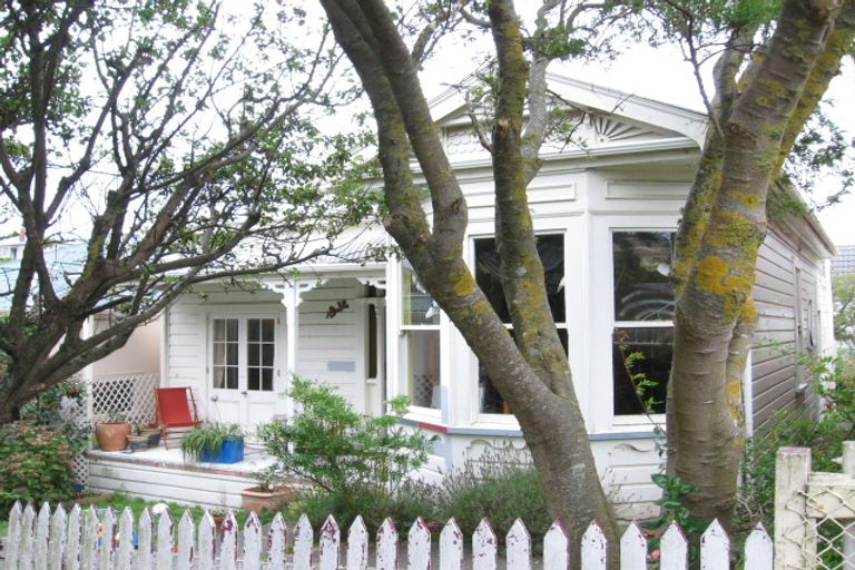 Photo of property in 85 Stanley Street, Berhampore, Wellington, 6023