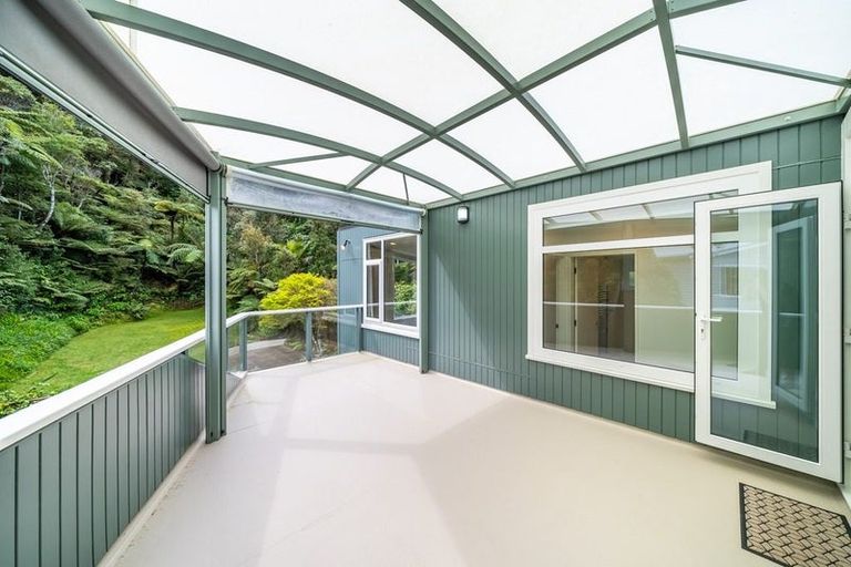 Photo of property in 39 Kotari Road, Days Bay, Lower Hutt, 5013